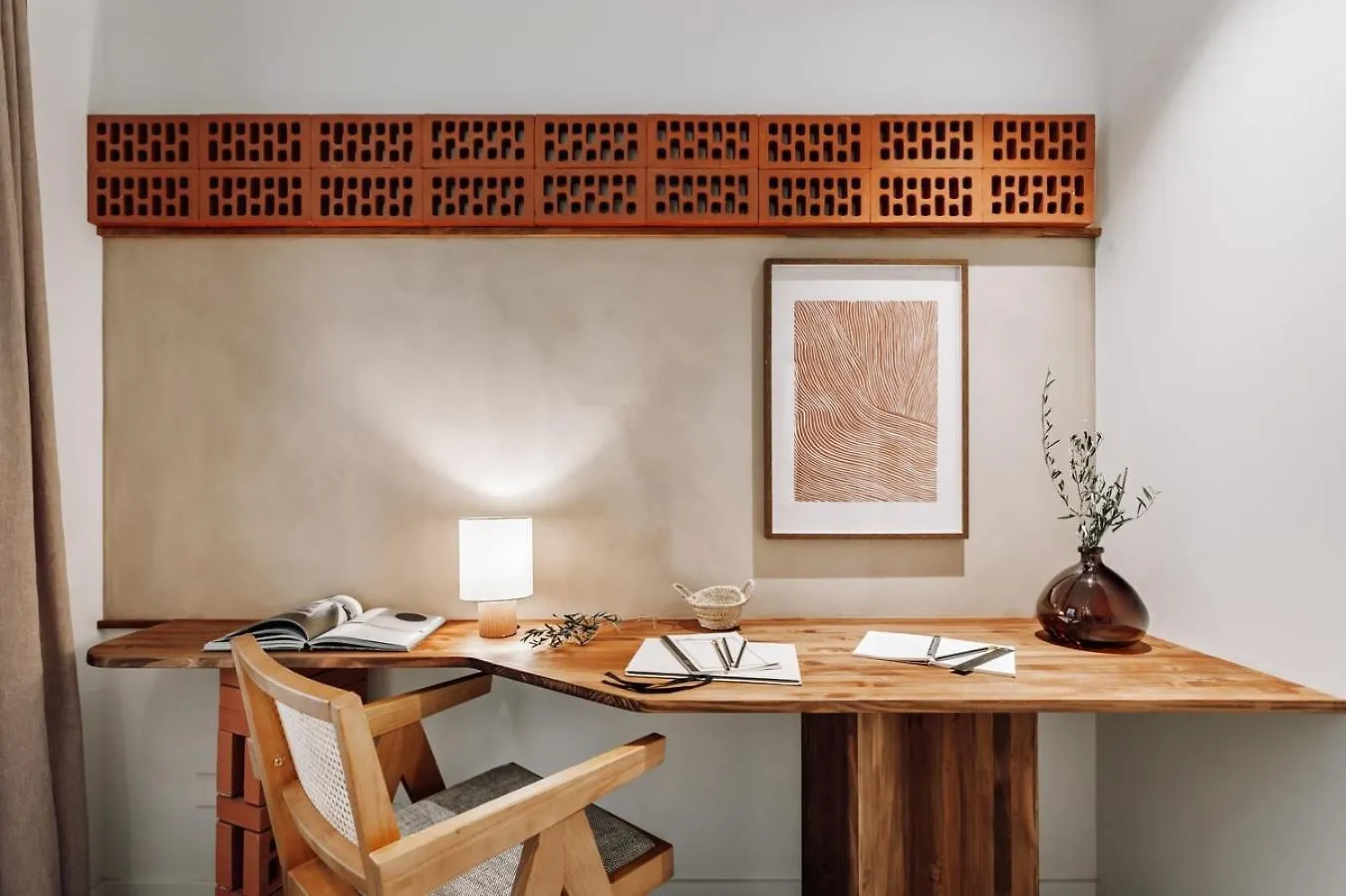 Apartment Encina - 2 Bedrooms In Eixample Esquerra Barcelona Spain